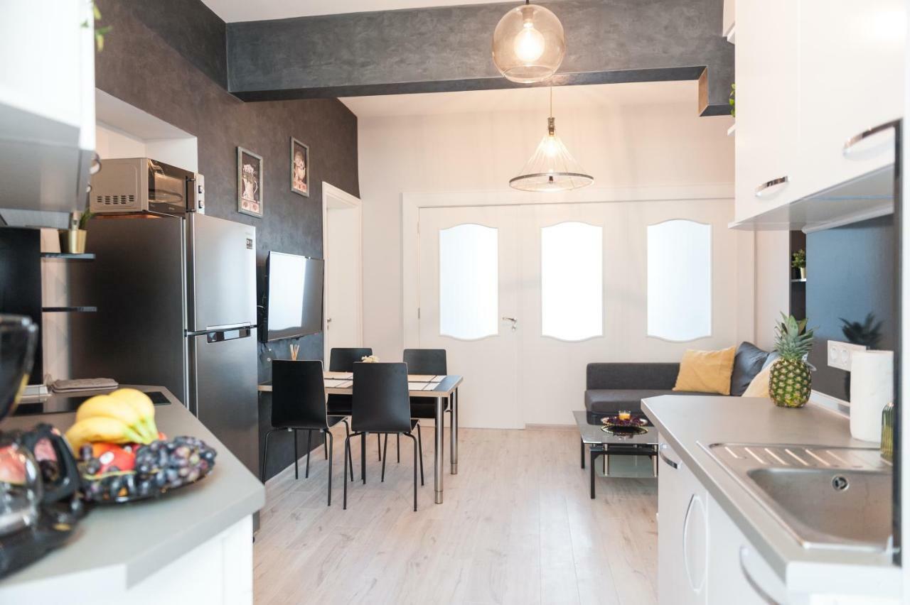סופיה Vitosha Blvd - 2Br Lux Apart מראה חיצוני תמונה